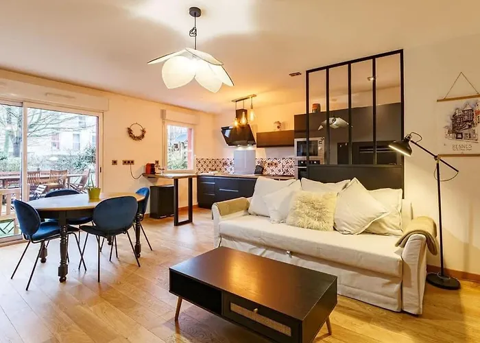 Le Saint Cyr - Bel Appartement, Parking & Terrasse