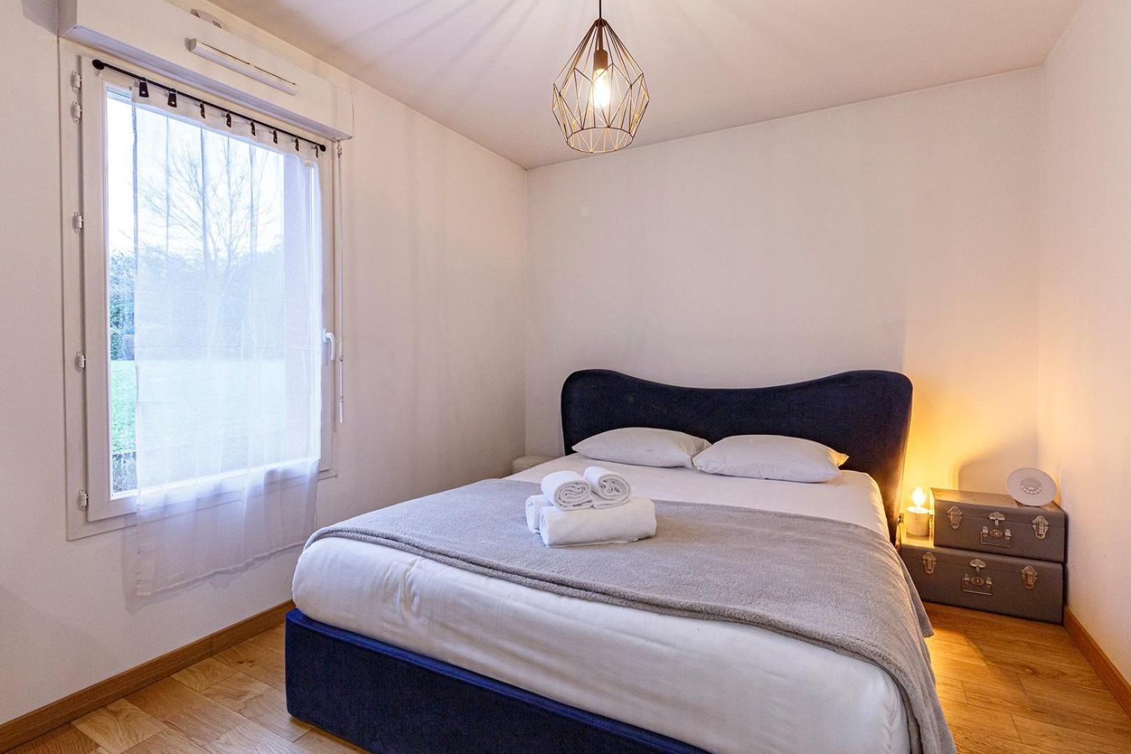 Apartment Le Saint Cyr - Bel Appartement, Parking & Terrasse