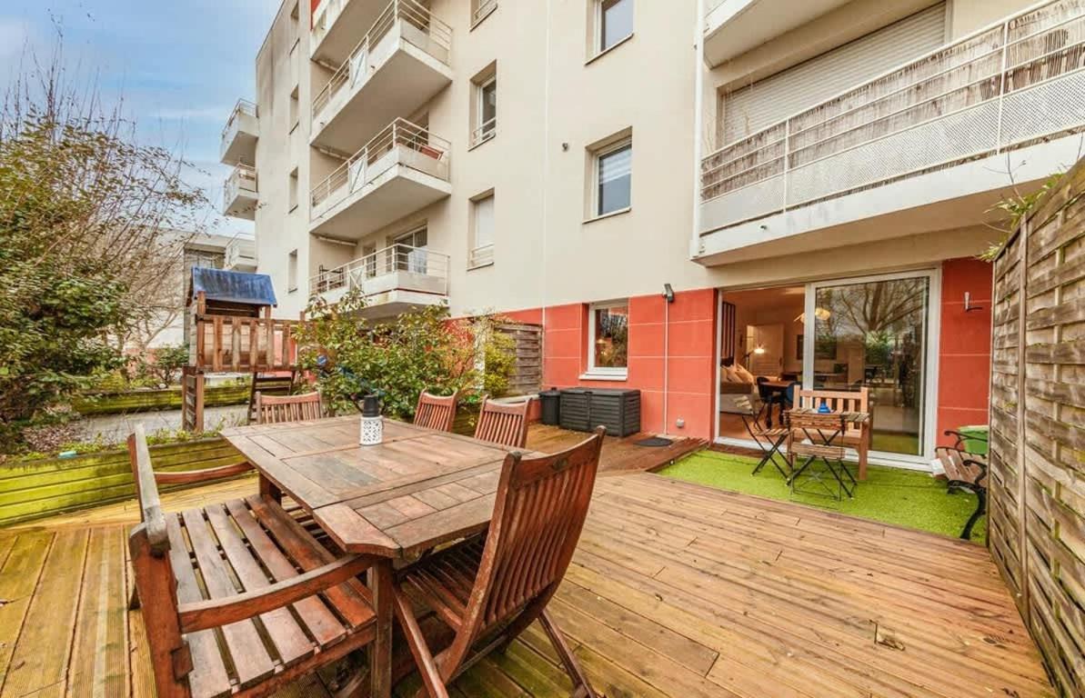 Le Saint Cyr - Bel Appartement, Parking & Terrasse Apartment Rennes